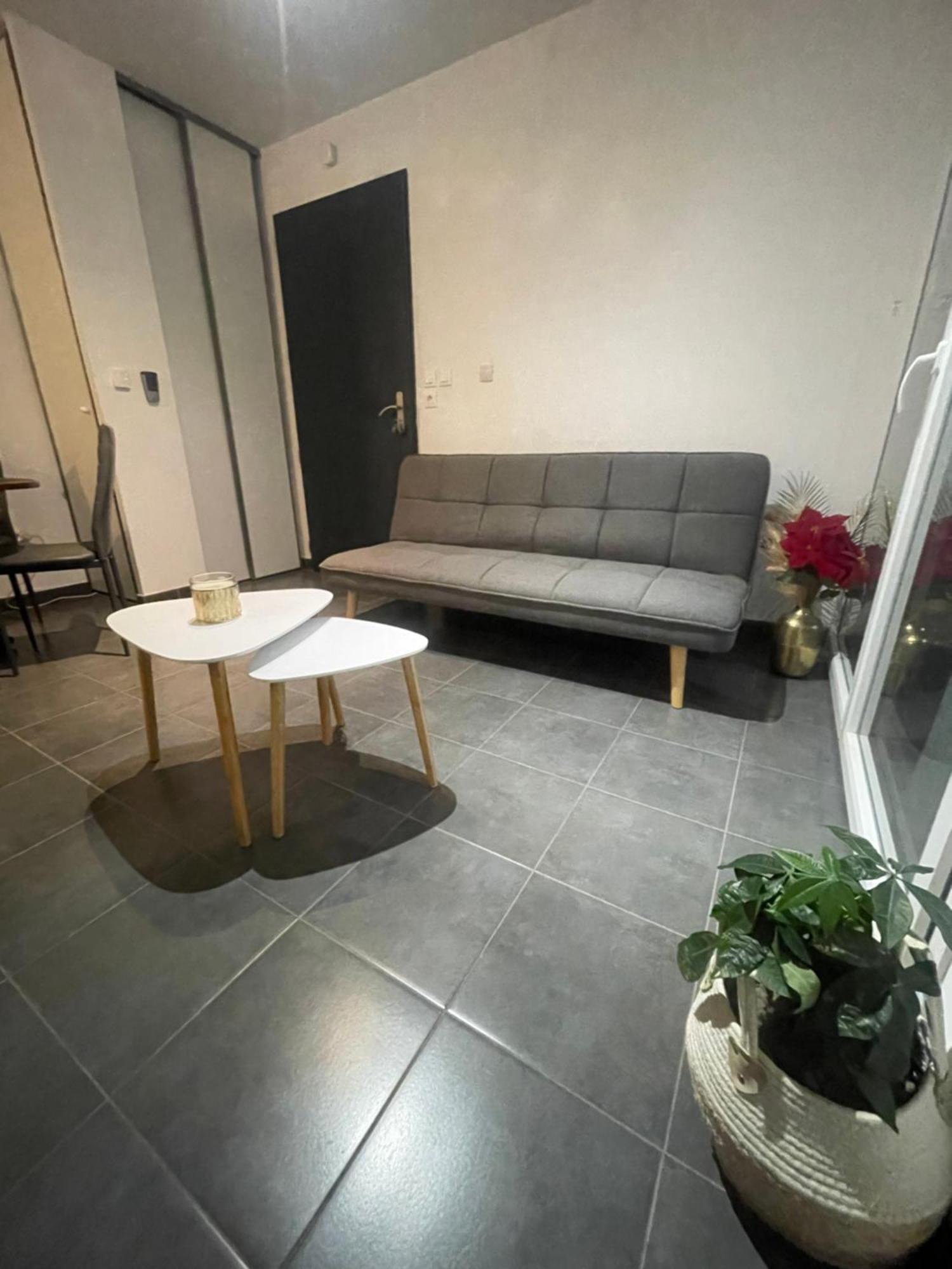 Appartement F2 Neuf Mauguio Exteriör bild